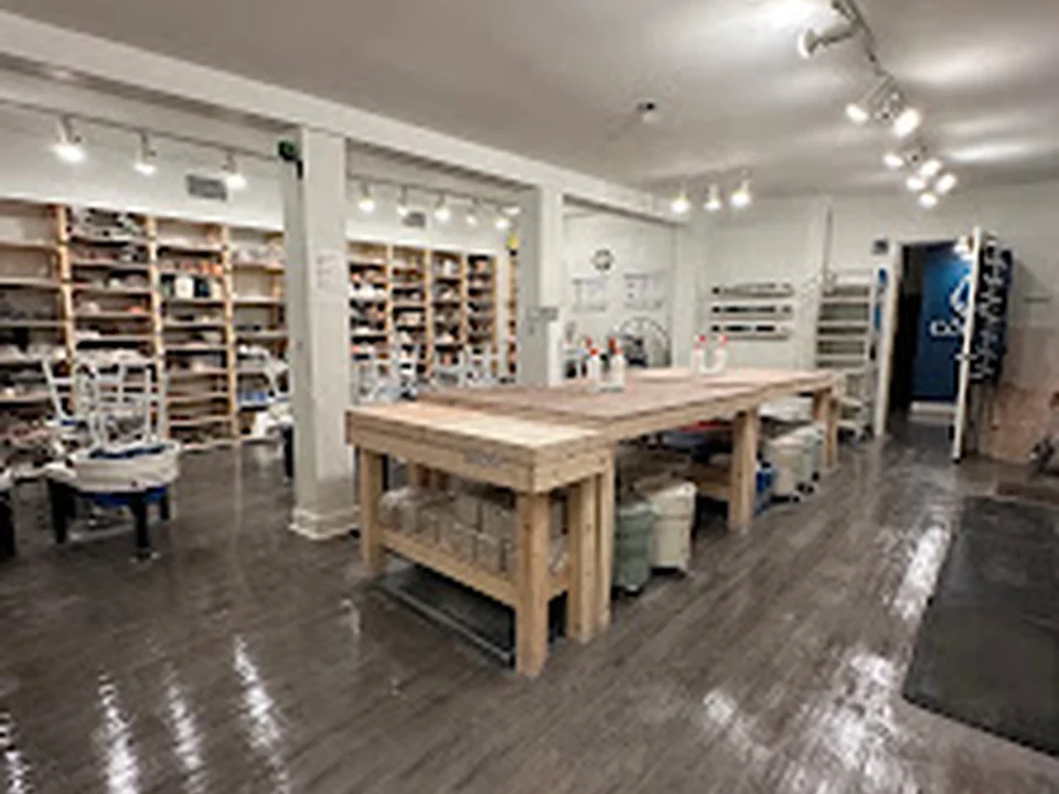 Atelier Cône10 | Cours de poterie • Pottery classes