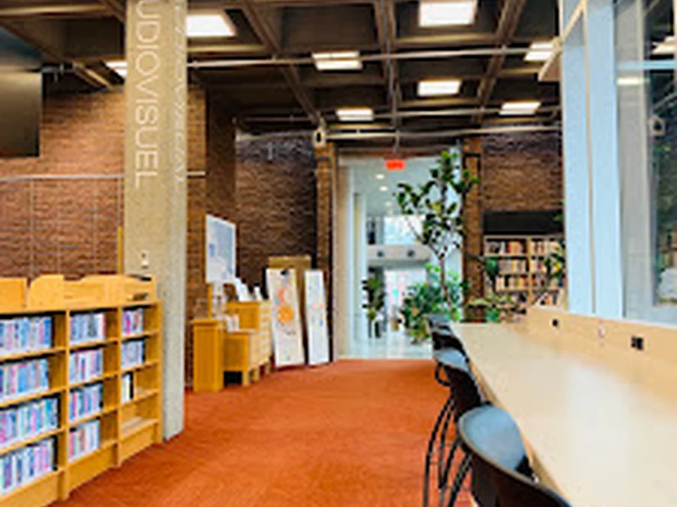Bibliothèque Reginald-J.-P.-Dawson 🇨🇦