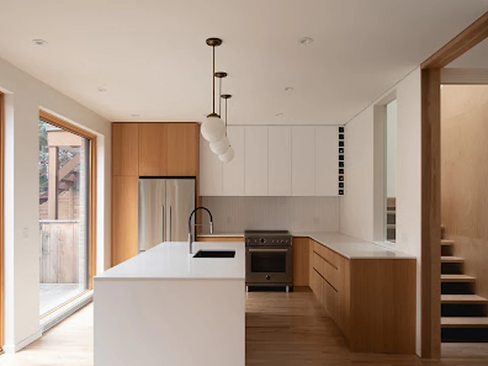 L. McComber — architecture vivante