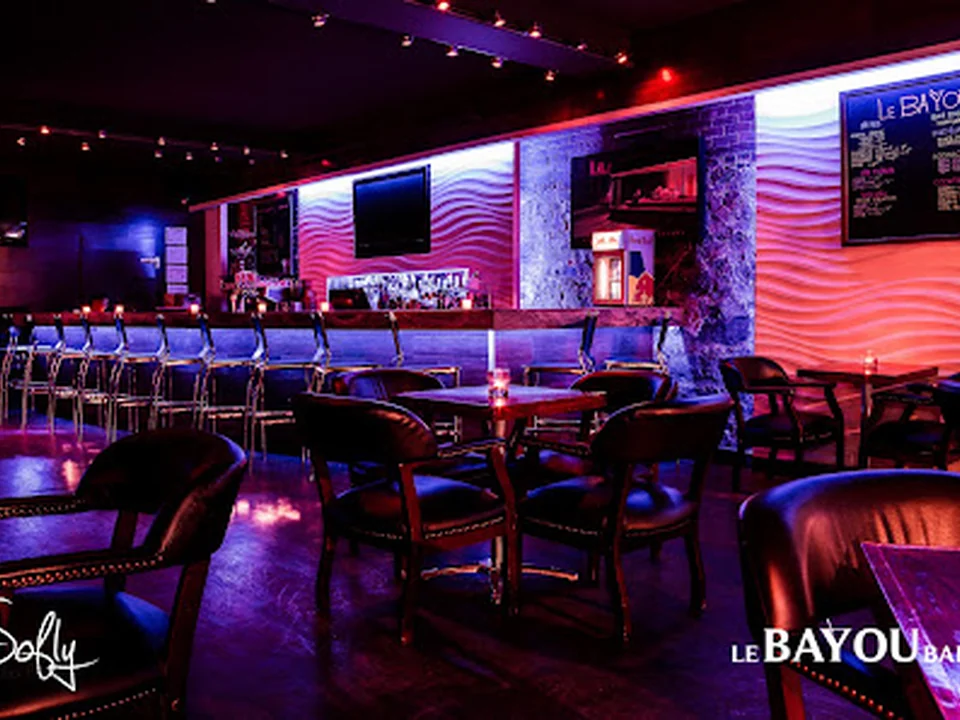 LE BAYOU CAFÉ BAR