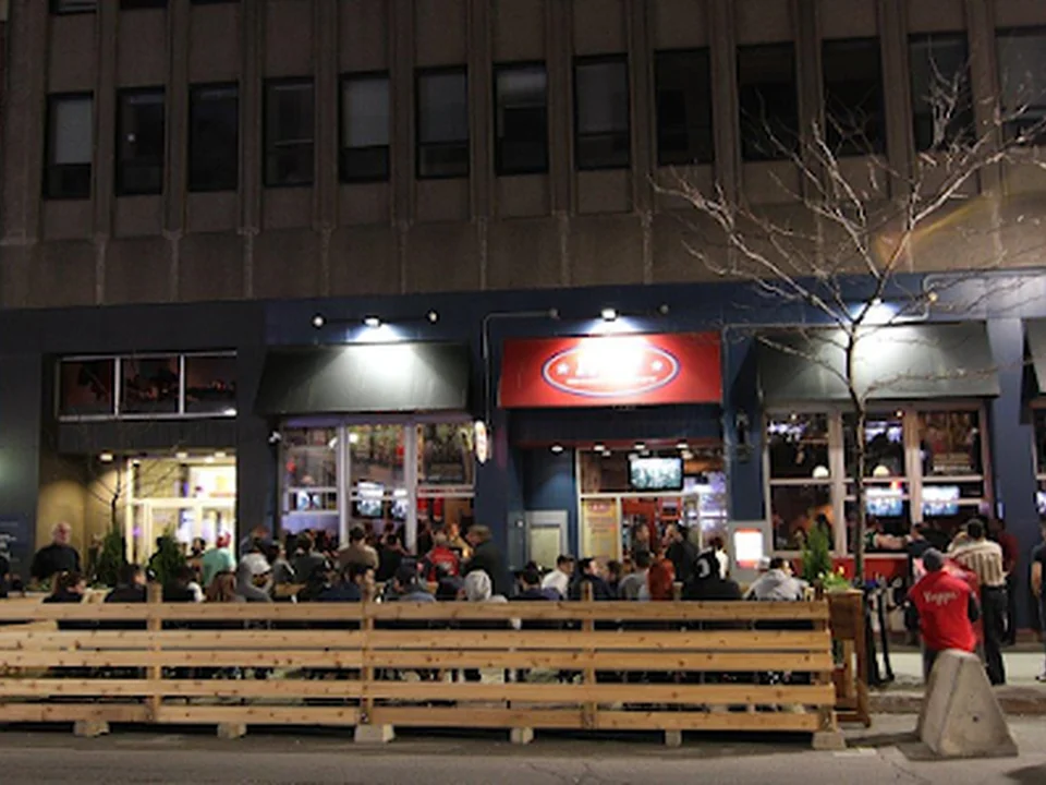 MVP Restaurant & Bar-Sportif