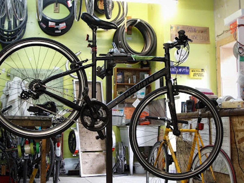 Santrovelo Atelier Vélo Communautaire