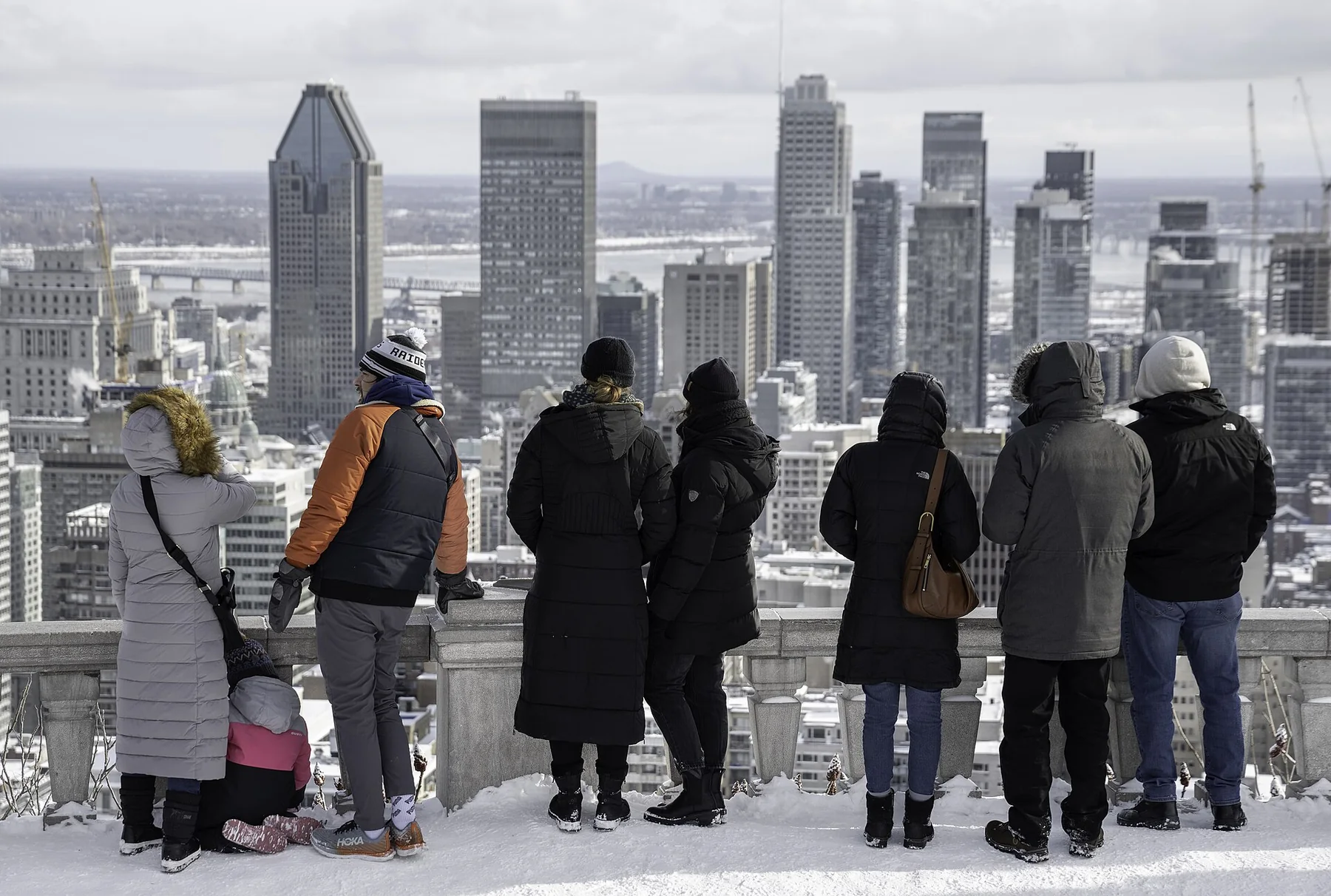 Vue hivernale de Montréal depuis le belvédère Kondiaronk