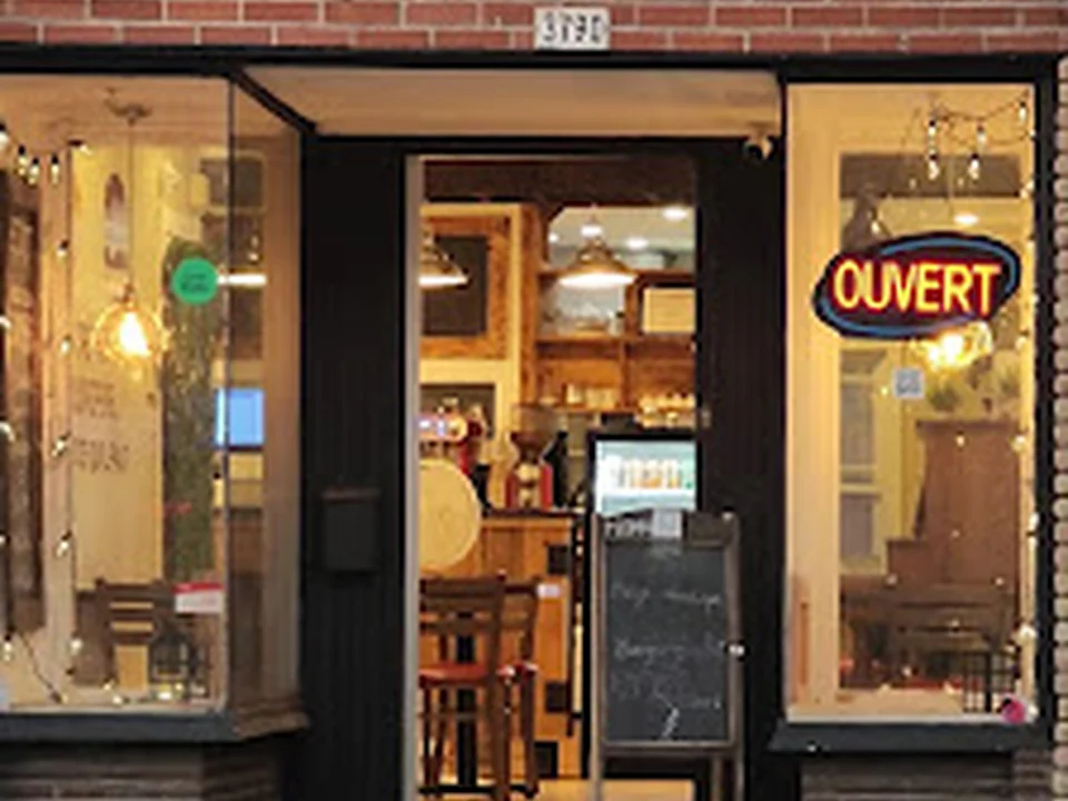 JUST Crêpes & Burgers, Montréal