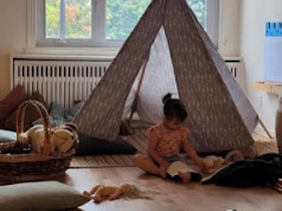 Garderie Montessori Les petits loups, Montréal
