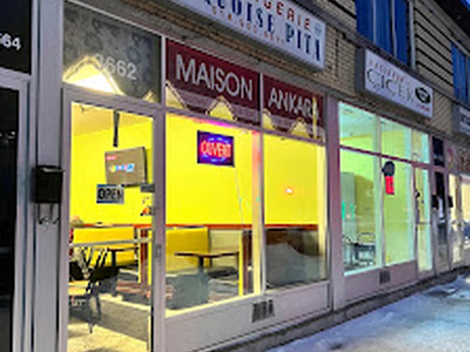 Turquoise Maison Ankara, Montréal