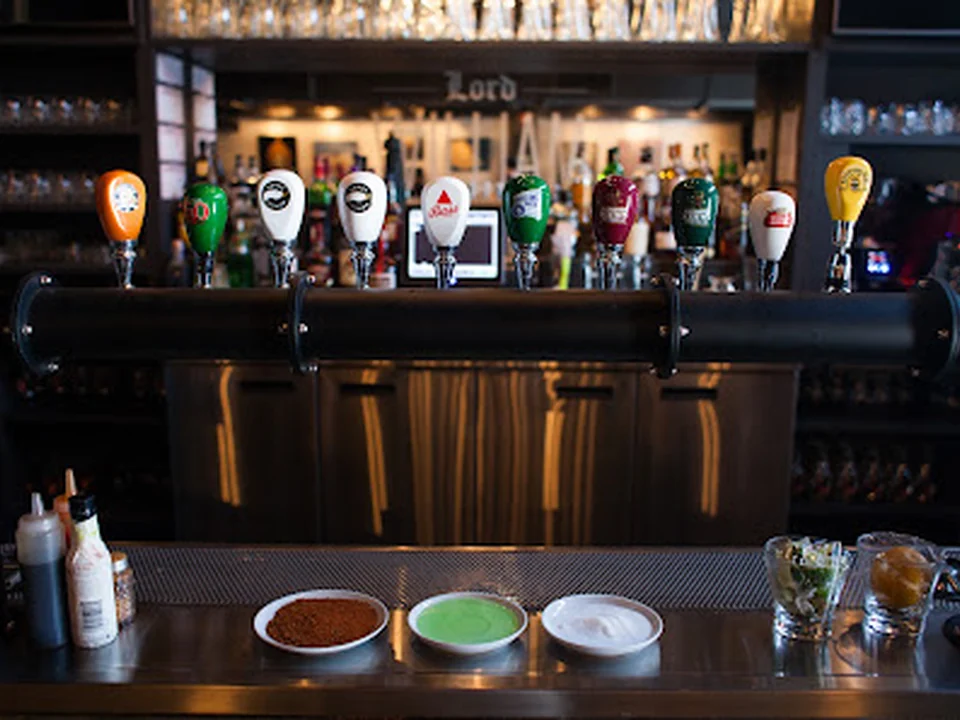 Lord William Pub, Montréal