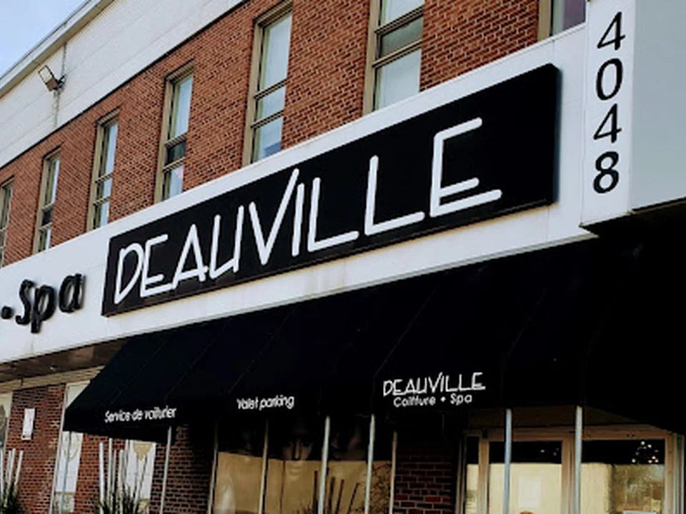 Salon Deauville Coiffure Spa, Montréal