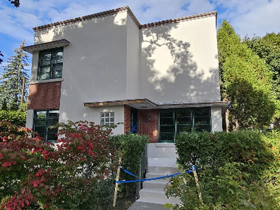 Réno-Stucco Inc., Montréal