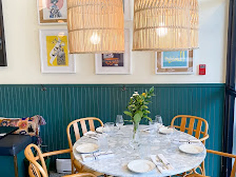 Darna Bistroquet, Montréal