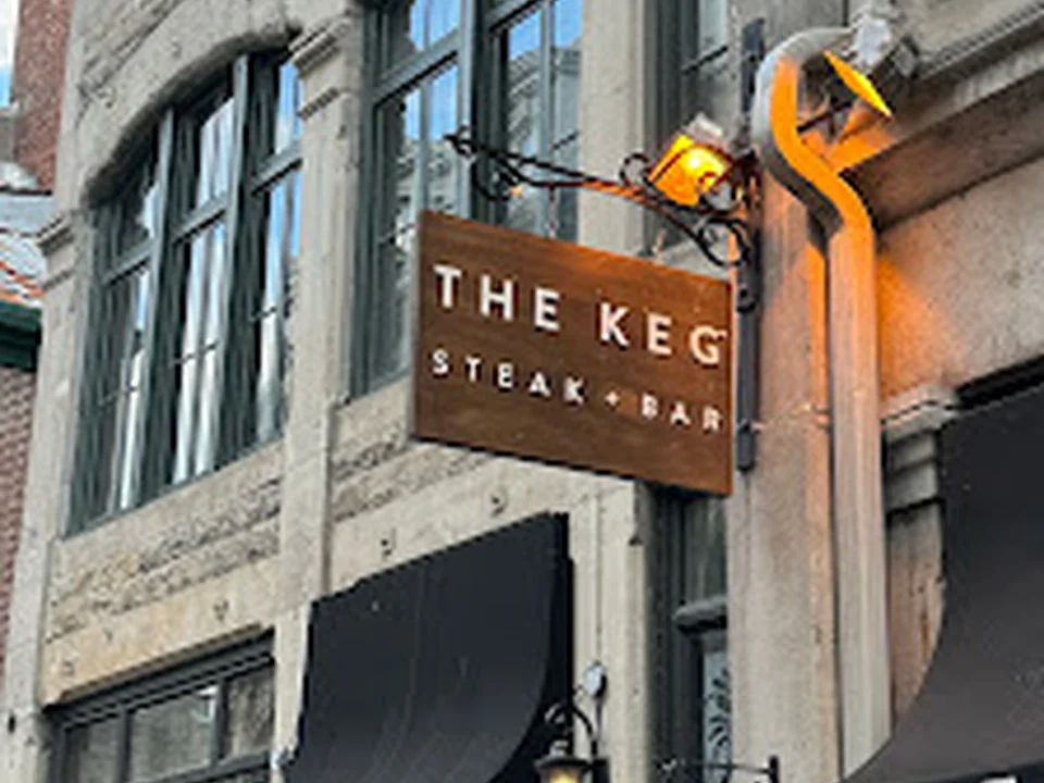 The Keg Steakhouse + Bar - Place Ville Marie, Montréal