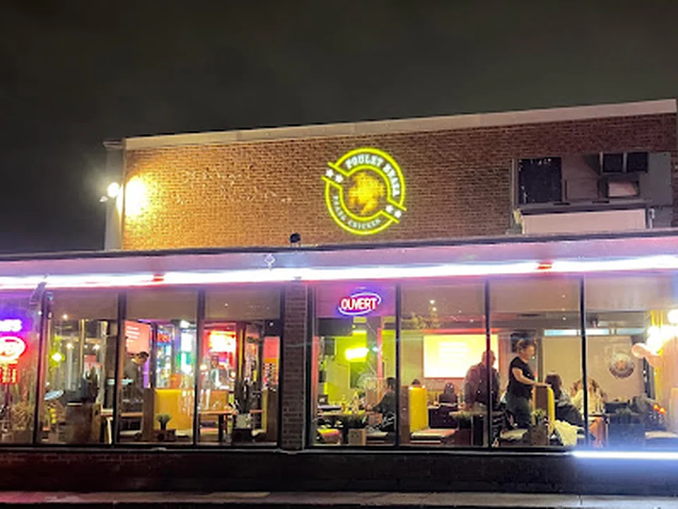 Poulet Brasa, Montréal