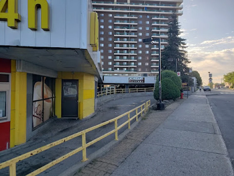 Académie Frontenac, Cours de boxe, muay thai, kickboxing, jiu-jitsu, MMA et tabata, Montréal