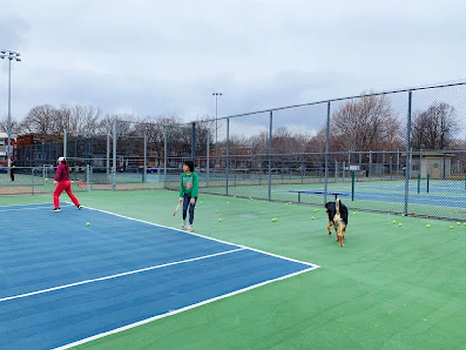 Terrain de tennis du Parc de la Vérandrye, Montréal