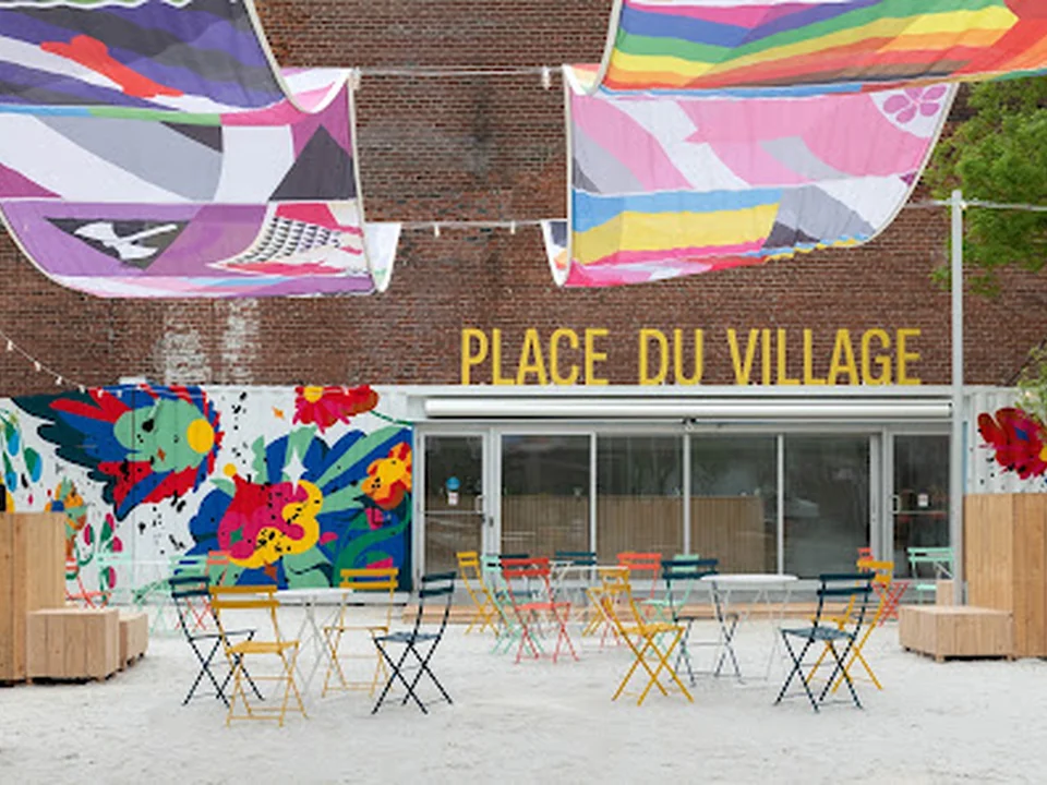 Place du Village, Montréal