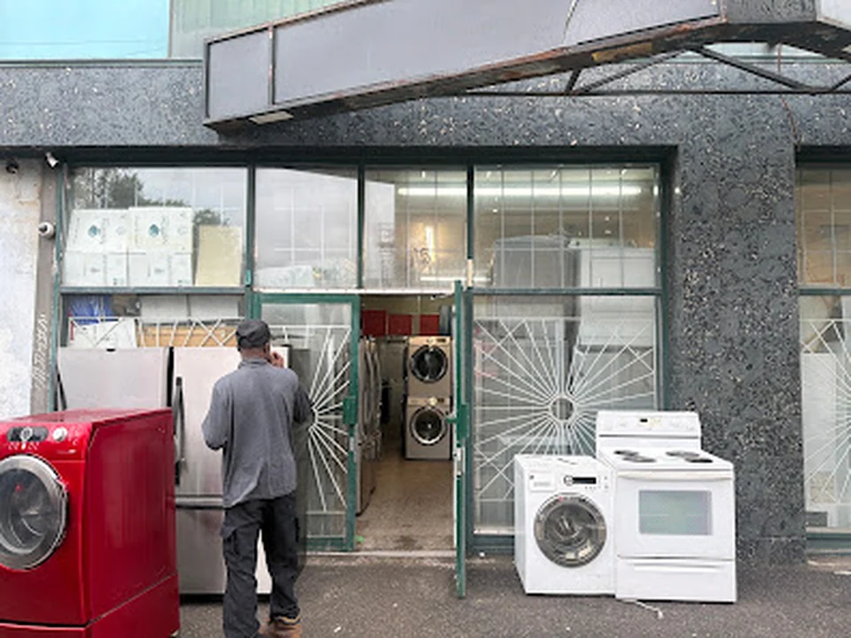 Electro Legendre, Montréal
