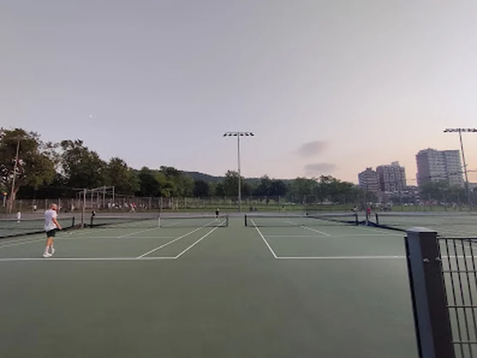 Tennis - parc Jeanne-Mance, Montréal