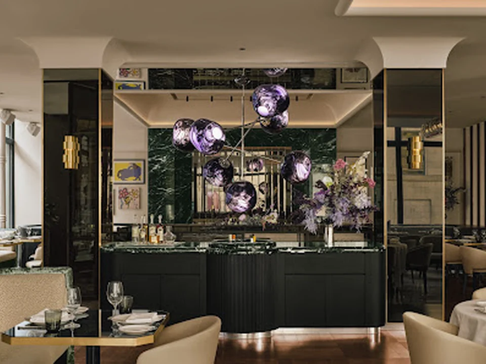 Restaurant Dorsia, Montréal