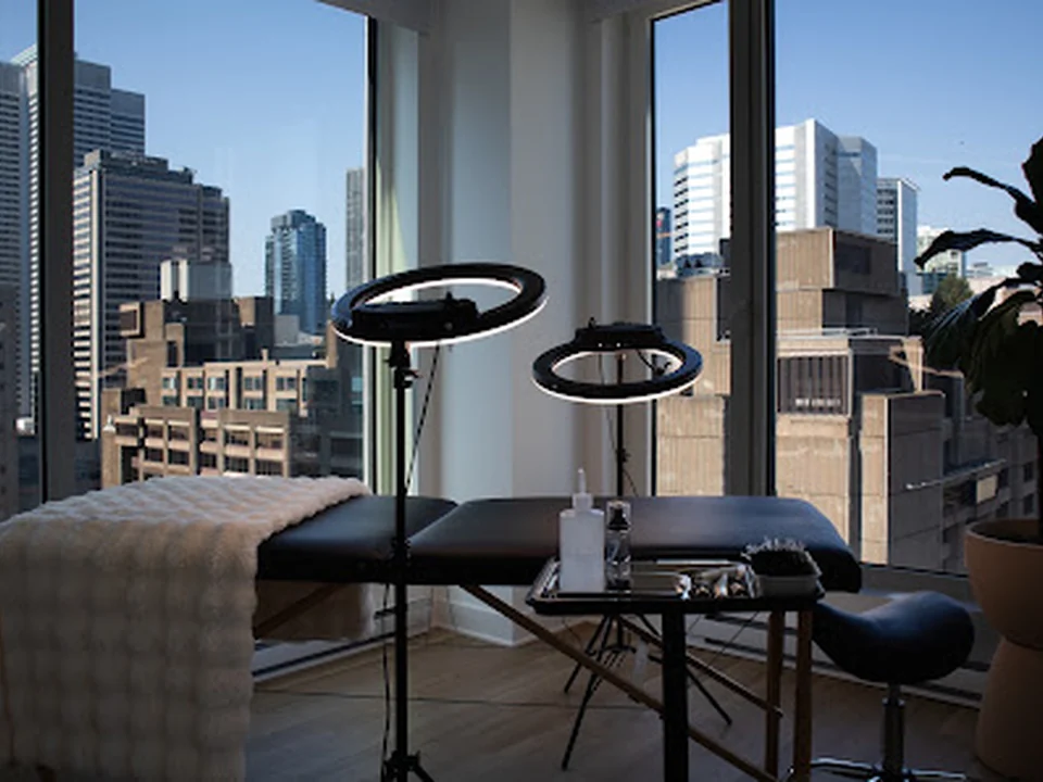 Muse for Brows, Montréal