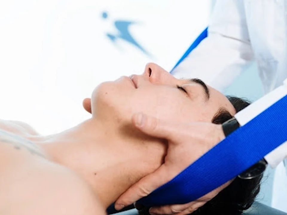 AMS Physiotherapy & Rehabilitation Centre - Montreal