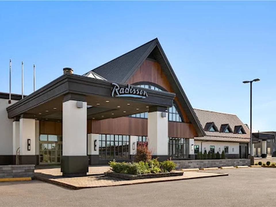 Radisson Hotel Montreal Airport