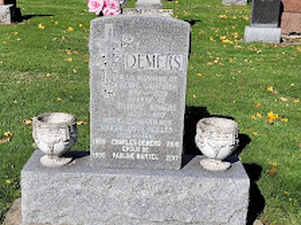 Cimetière Catholique de Lachine, Montréal