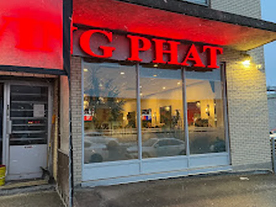 Wing Phat, Montréal