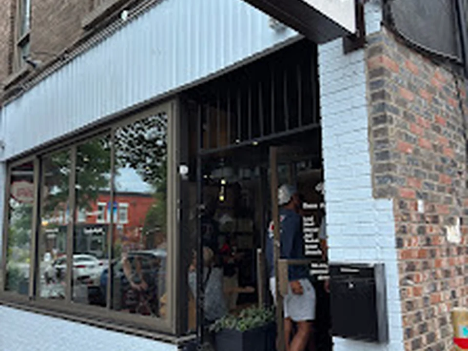 Pizzeria Crosta, Montréal