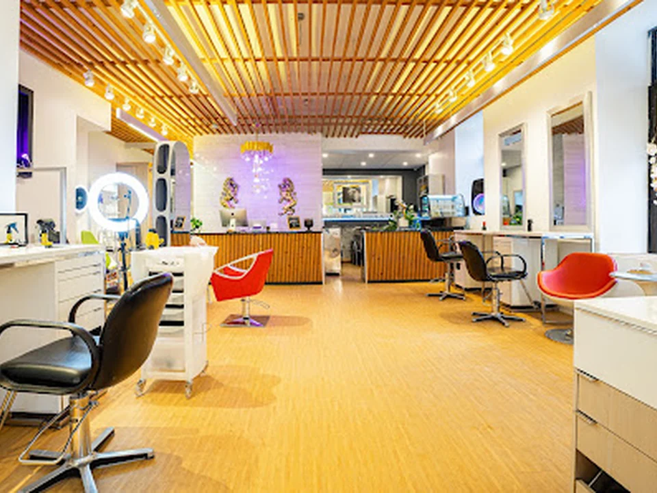 Ofolie Centre Beauté | Hair Salon, Montréal