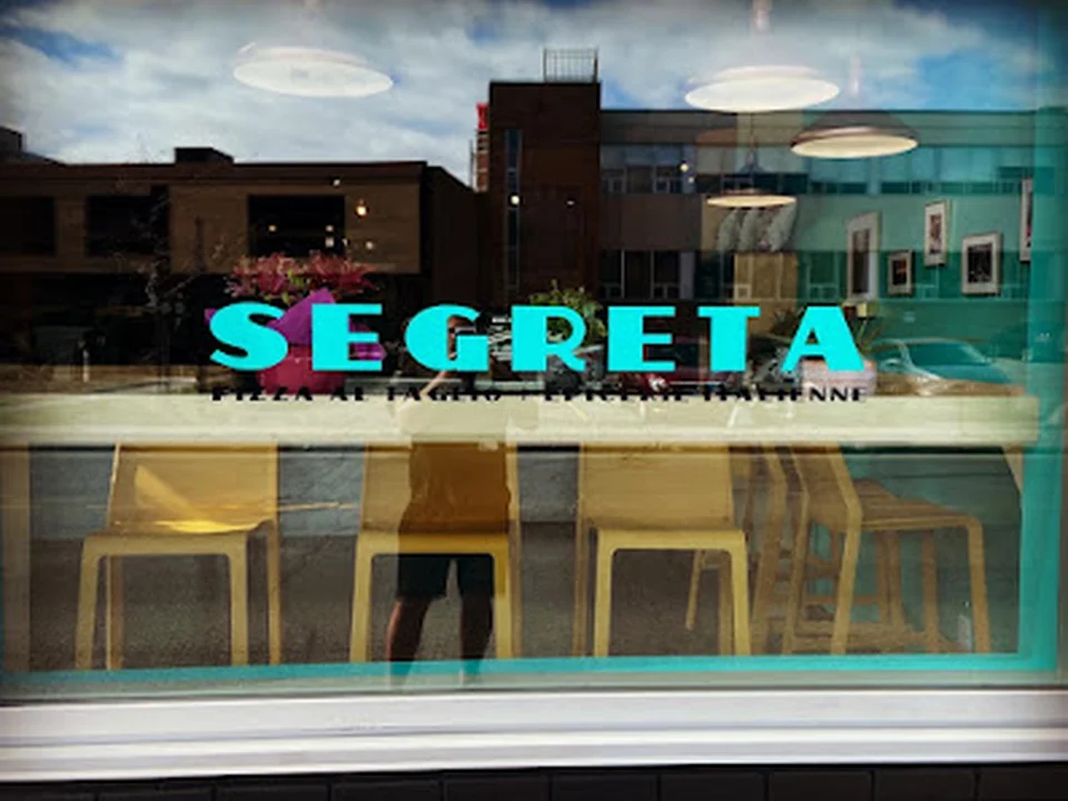SEGRETA Pizza AL Taglio + Epicerie Italienne, Montréal