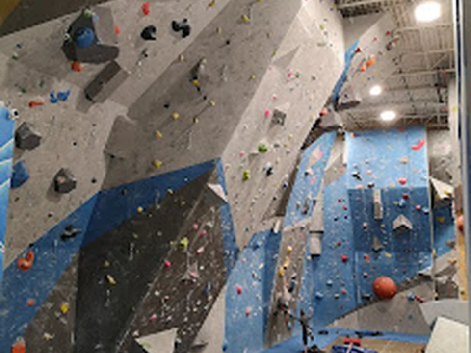 Le Crux Boisbriand, Montréal