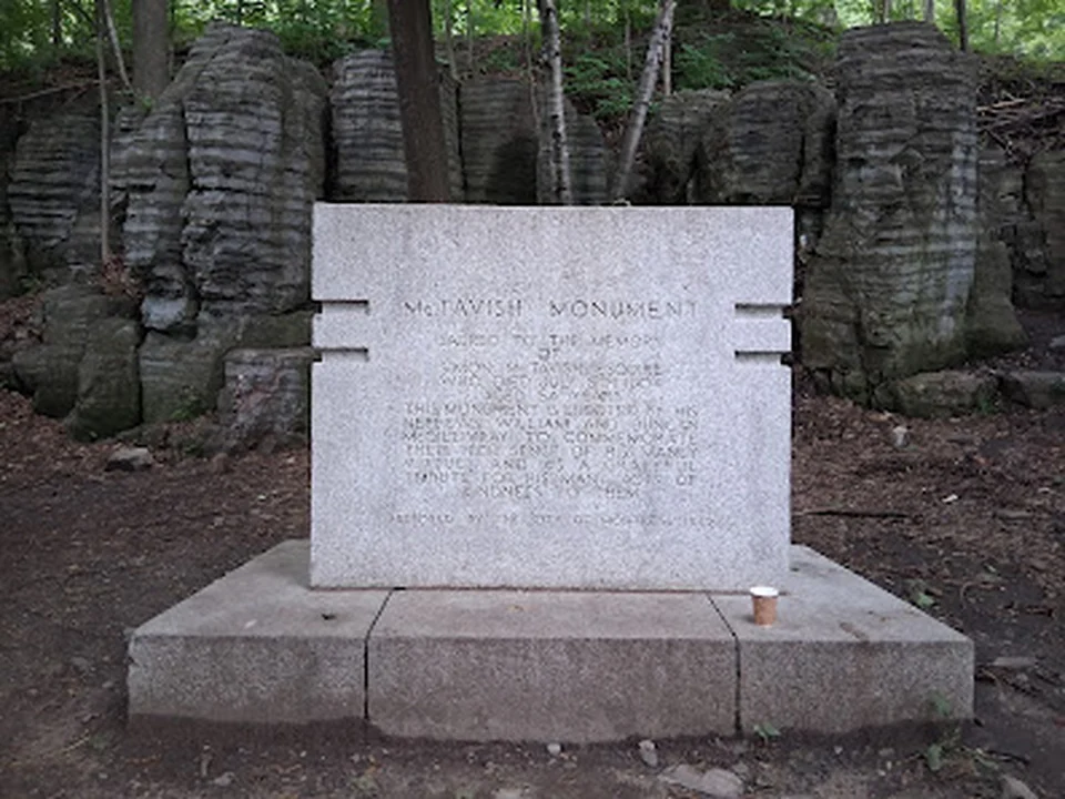 Monument à Simon McTavish (1804), Montréal