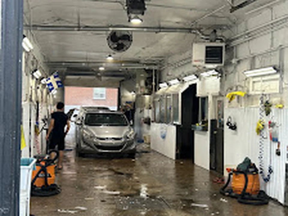 Lave-Auto Performance, Montréal