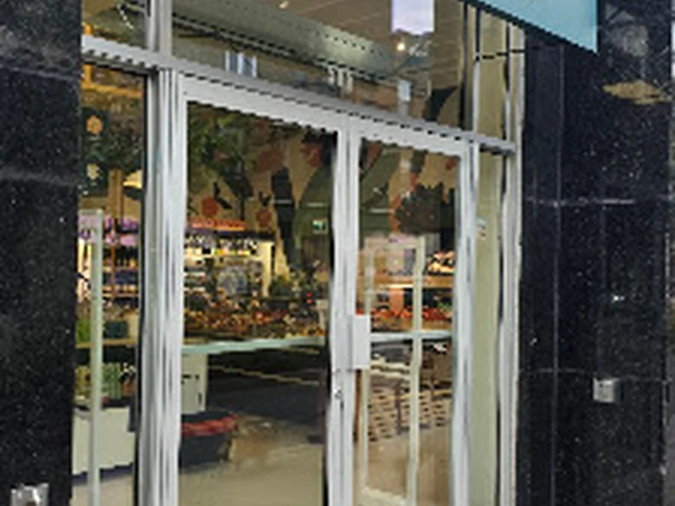 Épicerie Basta Rachel, Montréal