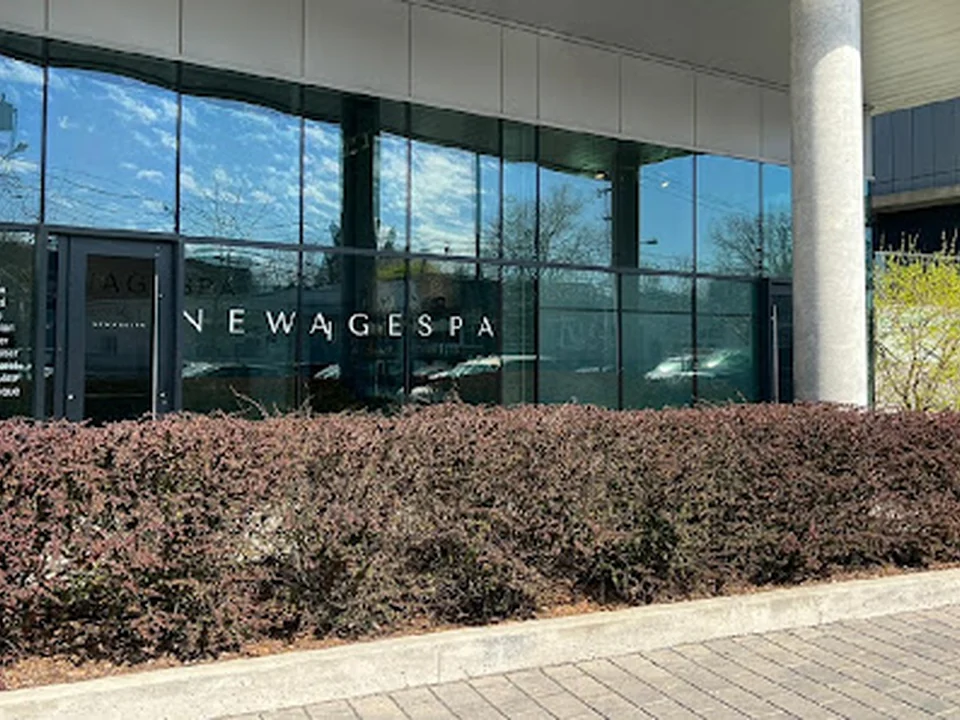 New Age Spa, Montréal