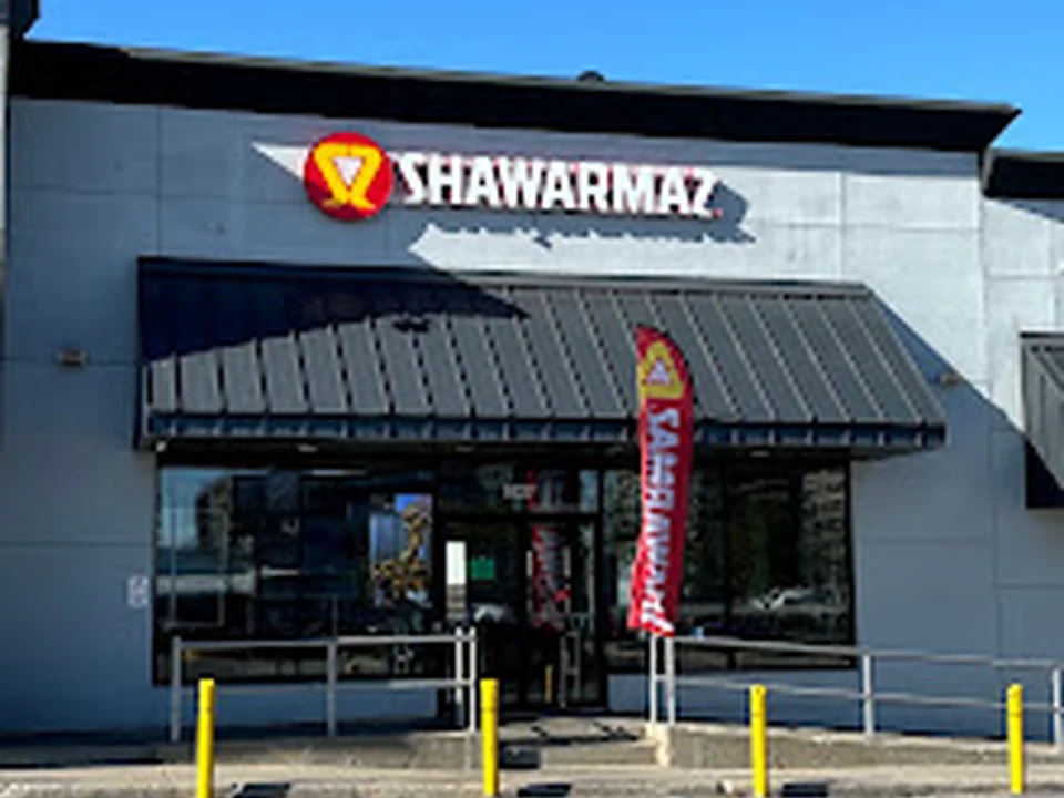Shawarmaz Marche Central, Montréal