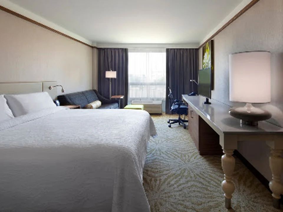 Hilton Garden Inn Montreal Airport