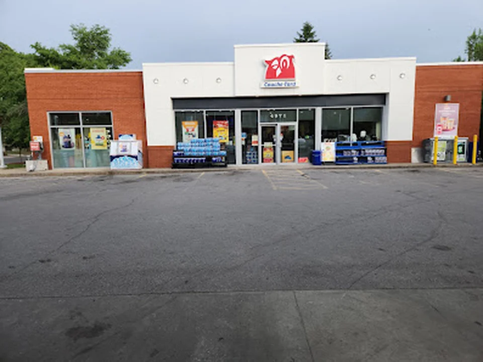 Ultramar, Montréal