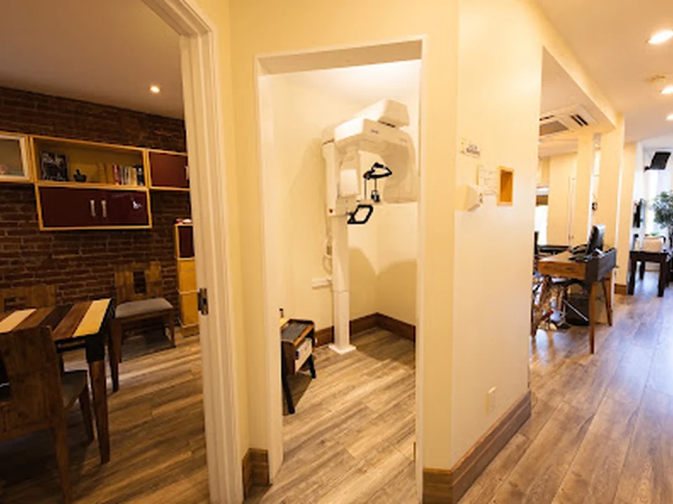 Alignéa Sourire – Clinique Dentaire Westmount, Montréal