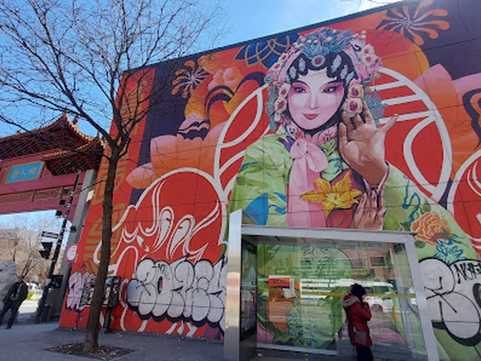 Place de la Paix, Montréal