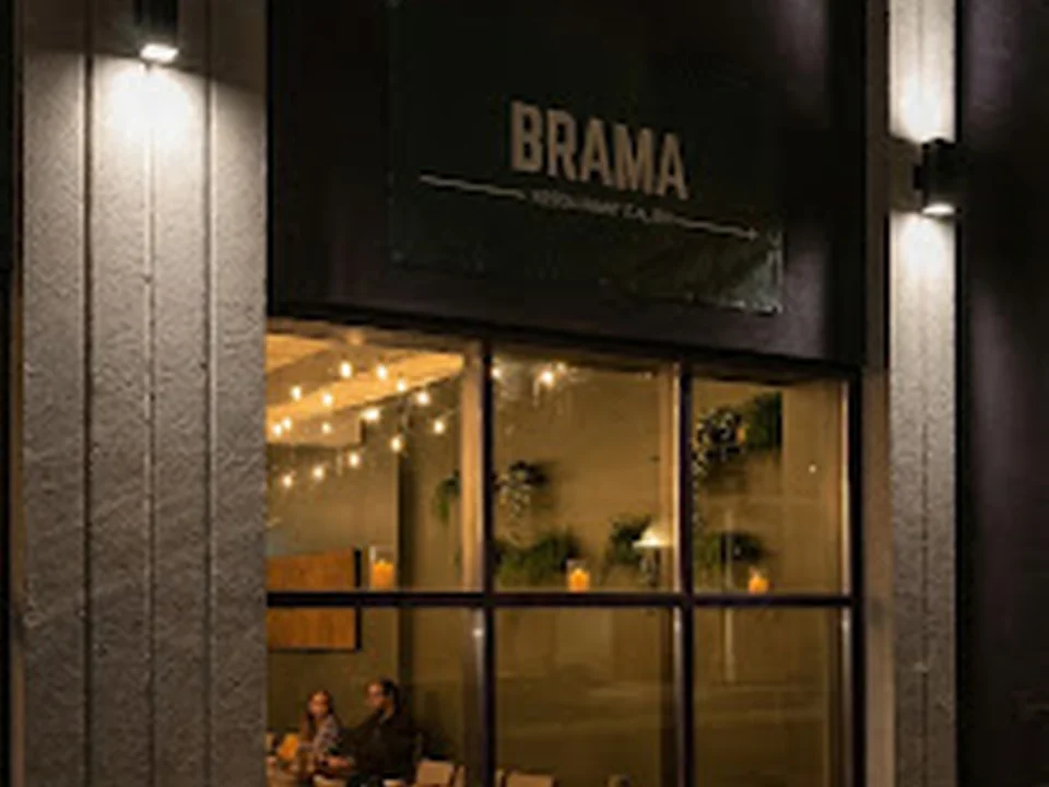 Brama, Montréal