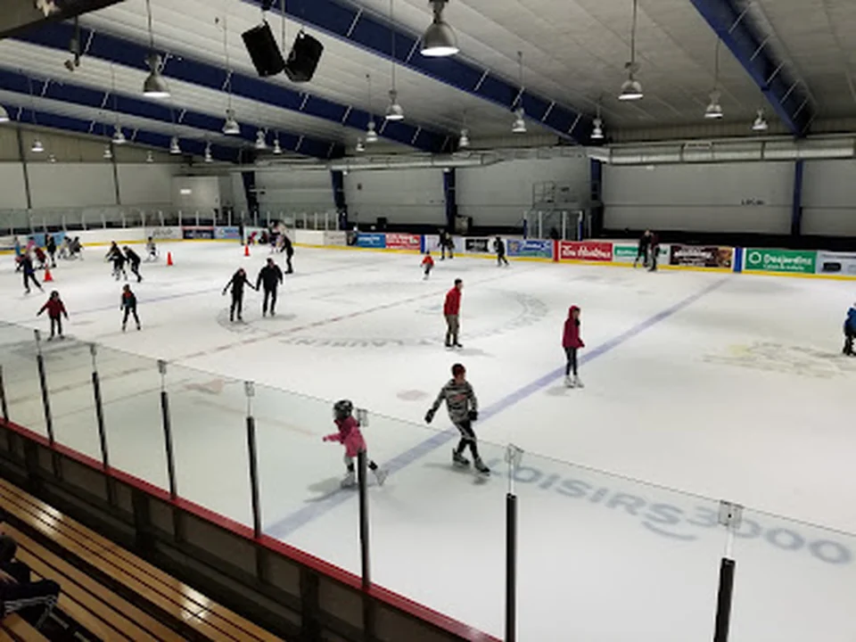 Centre sportif Dollard-St-Laurent, Montréal