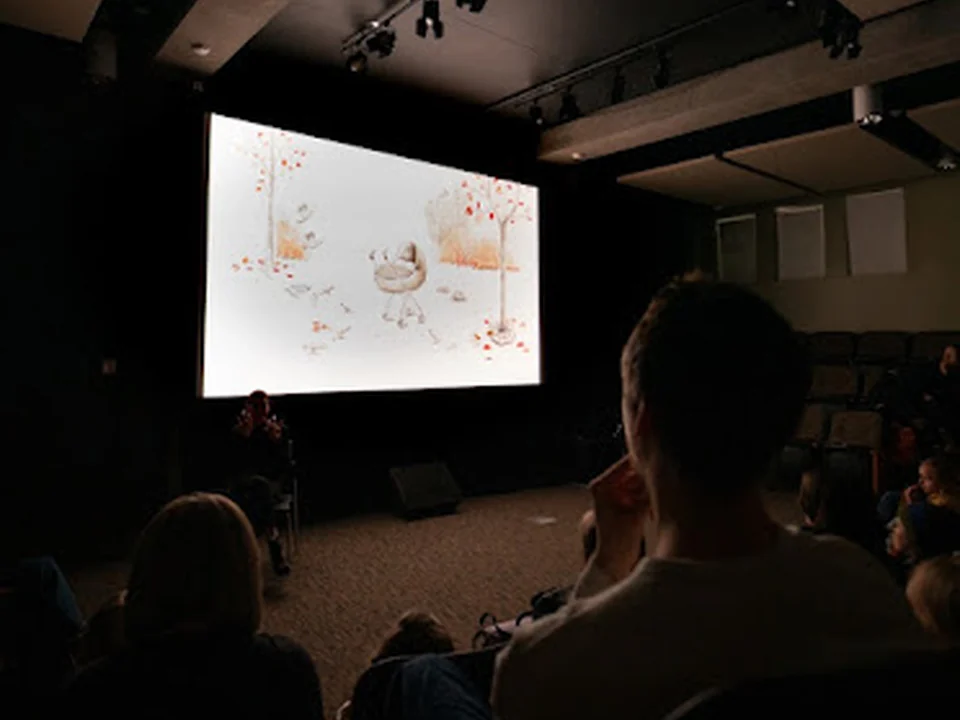 Cinéma Public, Montréal