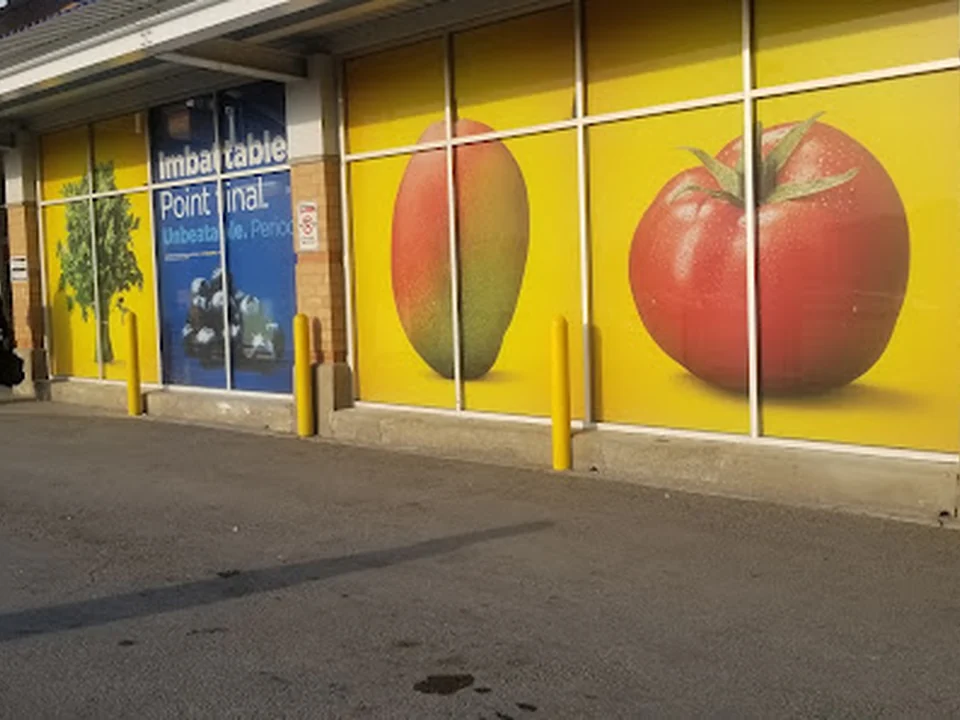 Maxi & Cie, Montréal