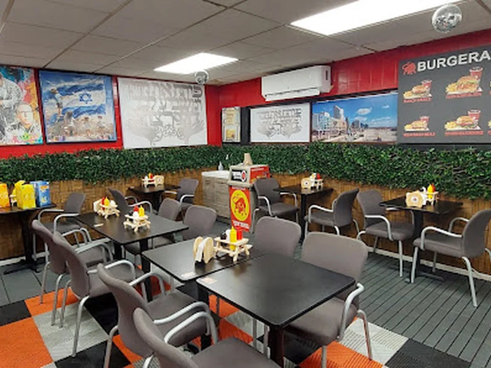 KOSHER BURGERANCH, Montréal