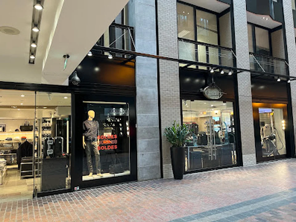 Boutique Europa, Montréal