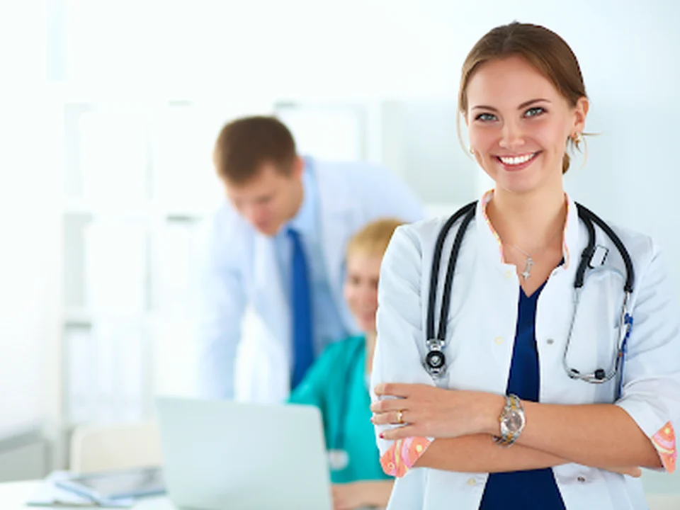 Clinique Iranienne de Montréal کلینیک ایرانیان مونترال