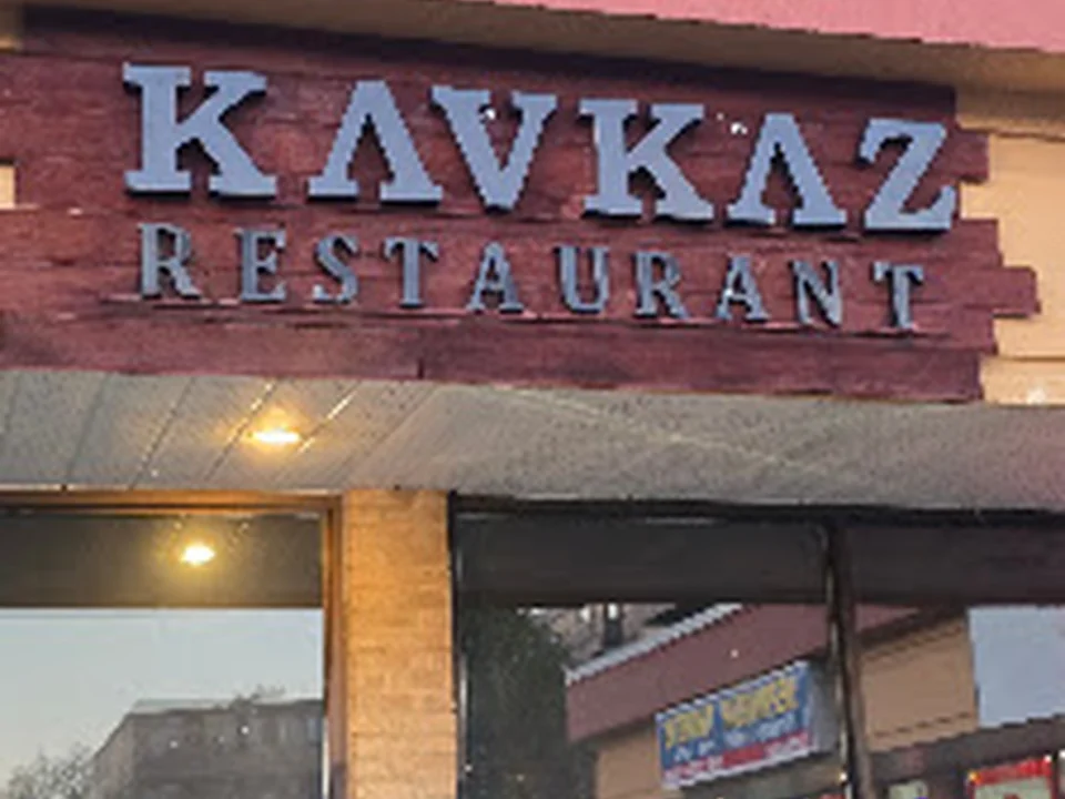 Kavkaz, Montréal