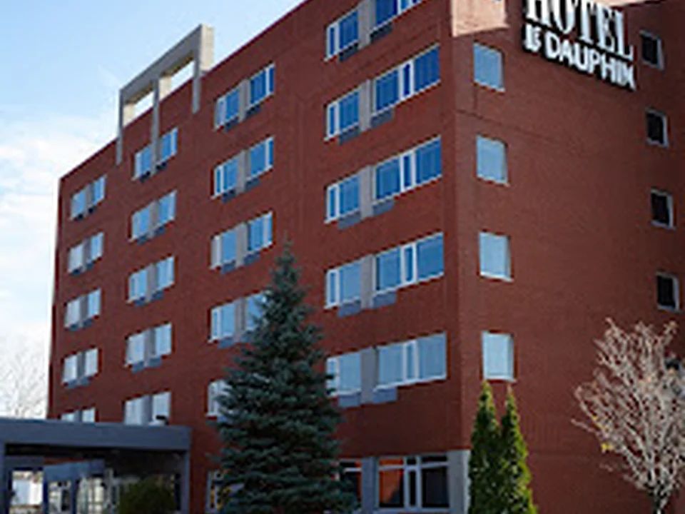 Hôtel Le Dauphin Montréal-Longueuil