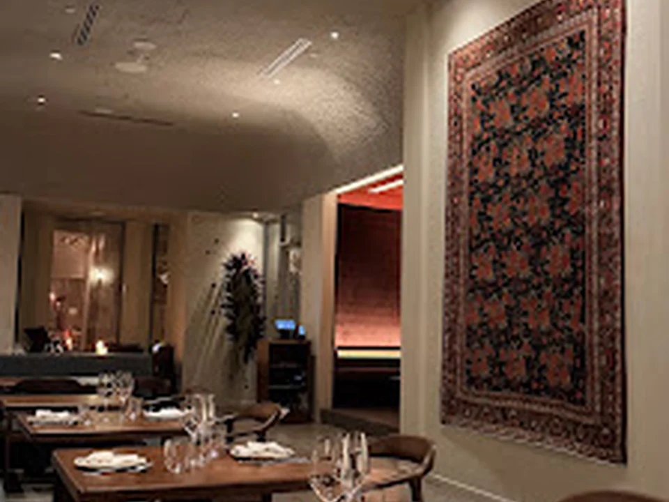 BOUS Persian Cuisine, Montréal